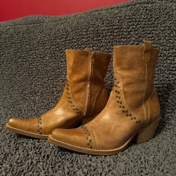 Penny Loves Kenny “Studly Do Right” Ankle Cowboy Boots - Light Brown Leather 8.5 - Picture 4 of 8